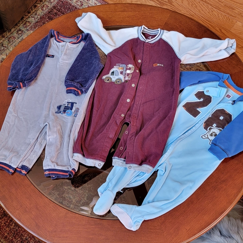 BABY 12MTS Fall/winter clothing.  Carters/ disney/ other. - Picture 3 of 3